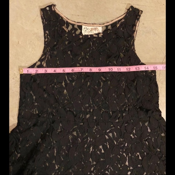 Free People black lace slip dress size small S - Picture 7 of 11